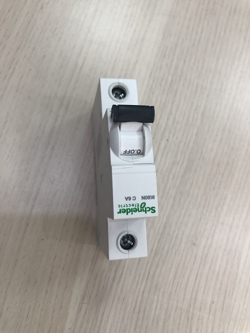 MCB dòng Acti9 iK60N Schneider A9K27106